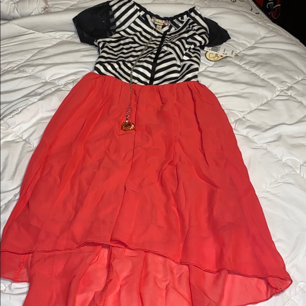 Girls dress